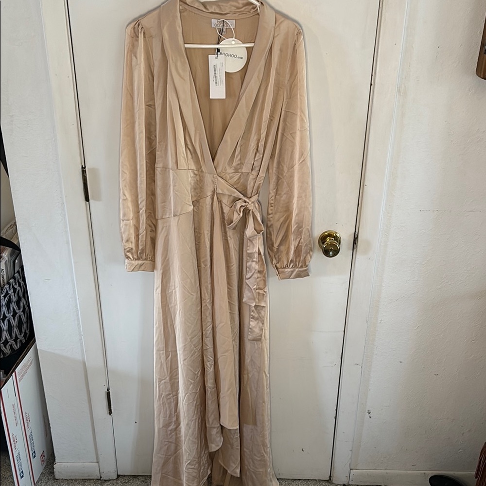 Boohoo Occasion champagne wrap belted satin maxi dress Size Medium